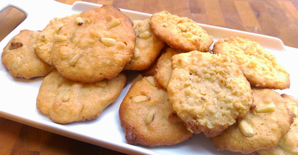 biscotti con pignoli recipe